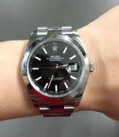 劳力士表盘如何更换表带